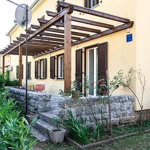 Apartment Marta, Raša